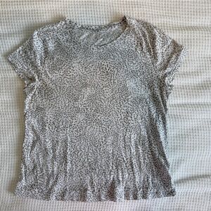 Athleta Gray Animal Print Short Sleeved Tee
